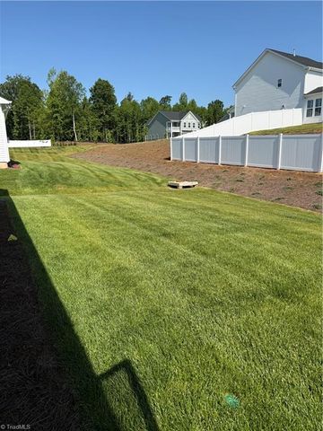 244 Morning Star Drive, Advance, NC 27006