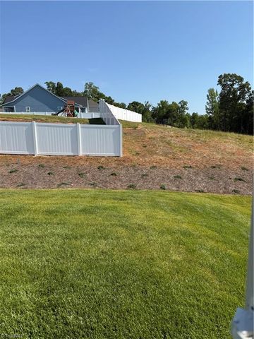 244 Morning Star Drive, Advance, NC 27006
