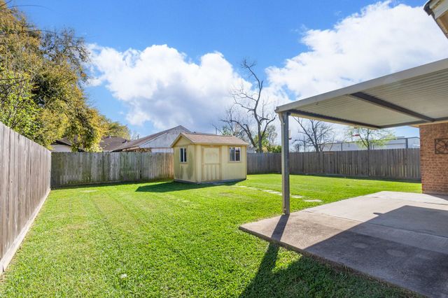 118 E 10th Street, Deer Park, TX 77536