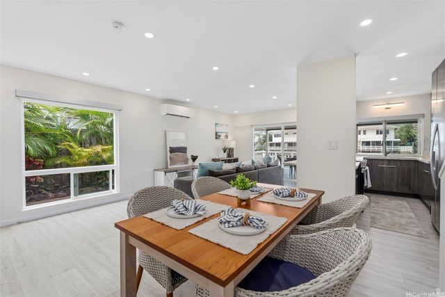 355 Opihikao Place 391, Honolulu, HI 96825