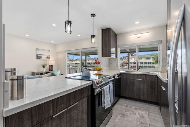 355 Opihikao Place 391, Honolulu, HI 96825