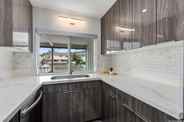 355 Opihikao Place 391, Honolulu, HI 96825