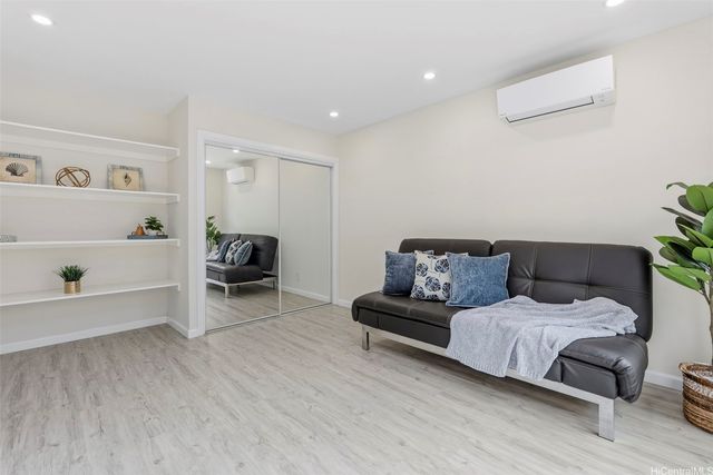 355 Opihikao Place 391, Honolulu, HI 96825