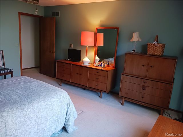 20445 Villa Grande Circle, Clinton Charter Township, MI 48038