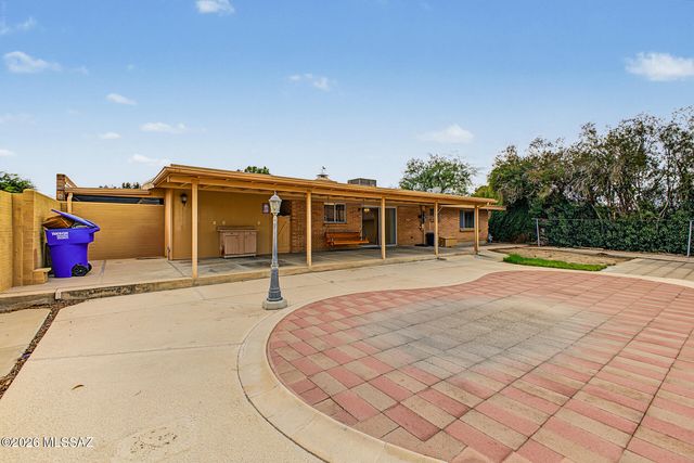 7761 E Elida Street, Tucson, AZ 85715