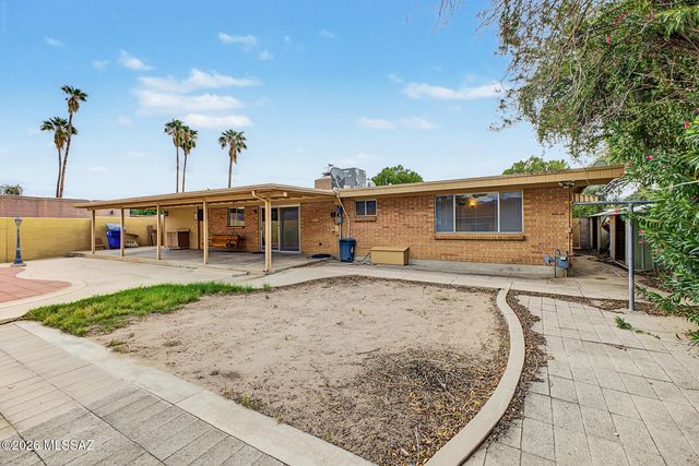 7761 E Elida Street, Tucson, AZ 85715