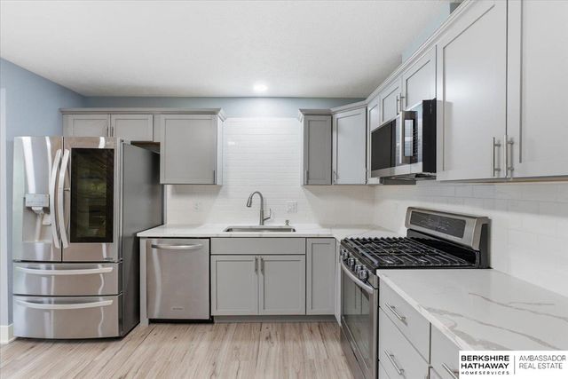 2219 N 143rd Circle, Omaha, NE 68164