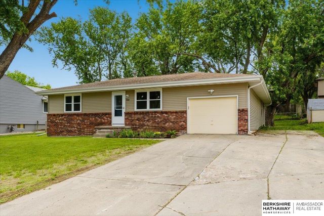 2219 N 143rd Circle, Omaha, NE 68164