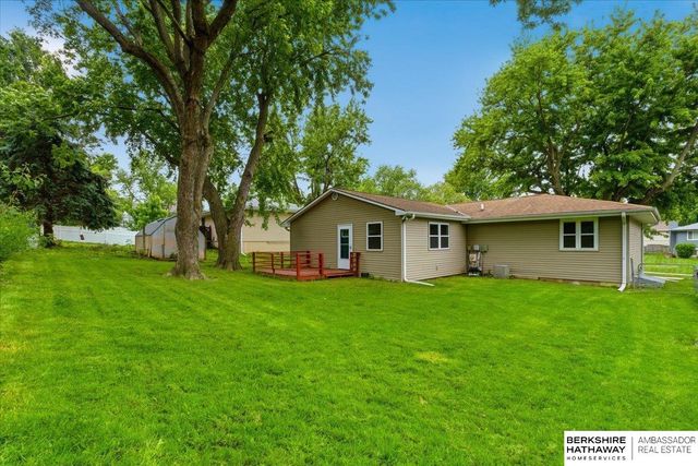2219 N 143rd Circle, Omaha, NE 68164