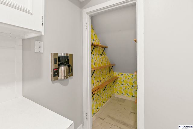 1015 N 83rd Street, Omaha, NE 68114