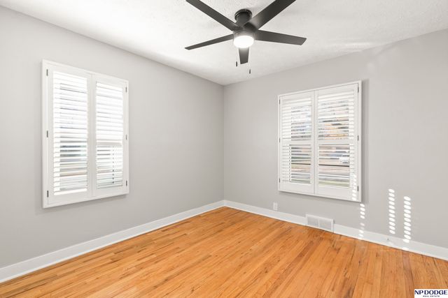 1015 N 83rd Street, Omaha, NE 68114