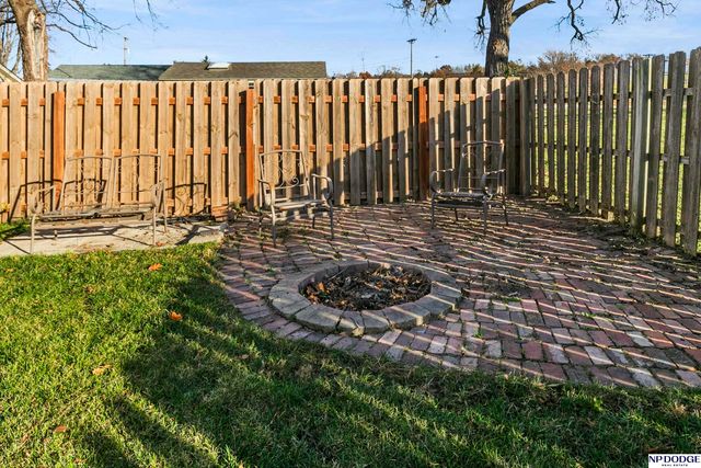 1015 N 83rd Street, Omaha, NE 68114