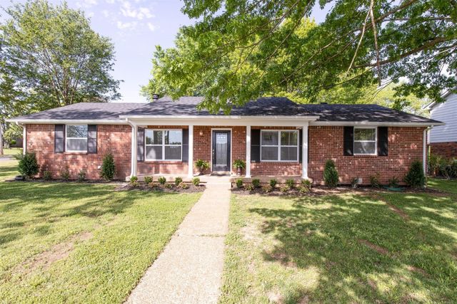 3300 Shakertown Ct, Antioch, TN 37013