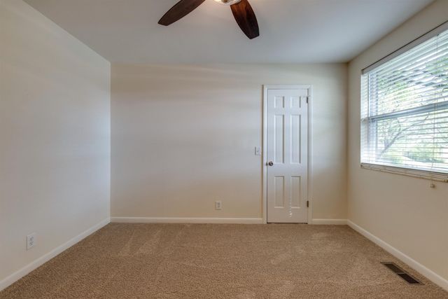 3300 Shakertown Ct, Antioch, TN 37013