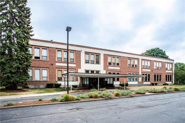 270 Latta Road UN113, Rochester, NY 14612