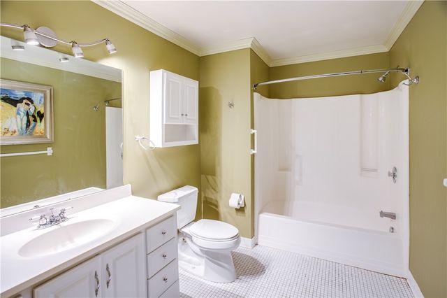 270 Latta Road UN113, Rochester, NY 14612