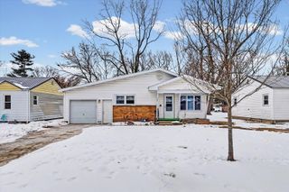 724 E Patton Street, Paxton, IL 60957