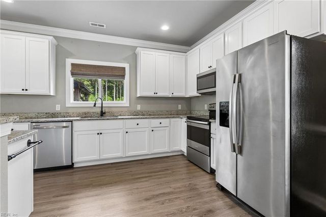 2111 Airport RD, Suffolk, VA 23434