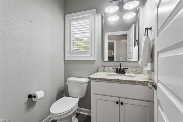 2111 Airport RD, Suffolk, VA 23434