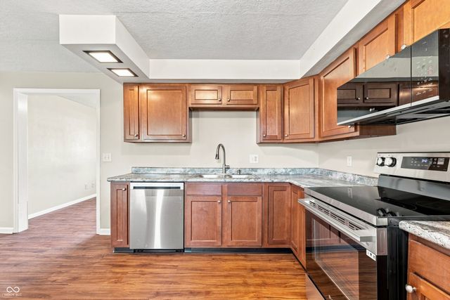 139 South Street, Chesterfield, IN 46017