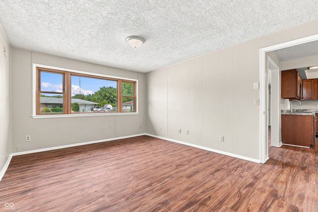 139 South Street, Chesterfield, IN 46017