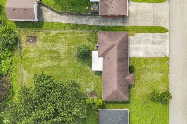 139 South Street, Chesterfield, IN 46017