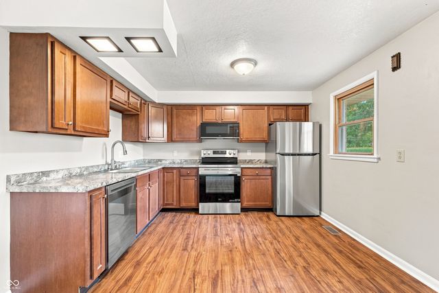 139 South Street, Chesterfield, IN 46017