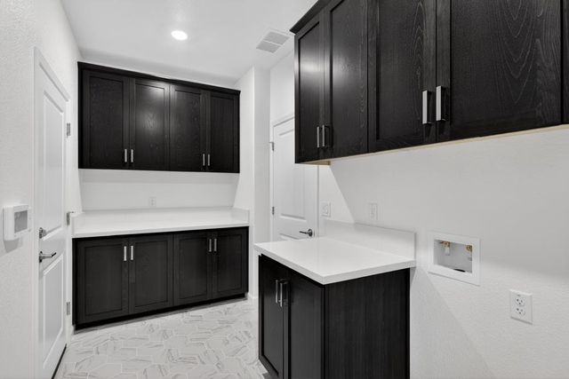 2014 Marlette Way, Lincoln, CA 95648