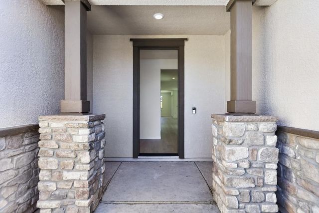 2014 Marlette Way, Lincoln, CA 95648