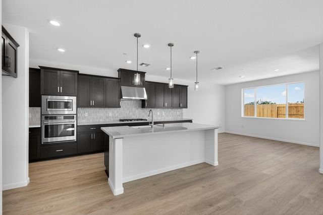 2014 Marlette Way, Lincoln, CA 95648