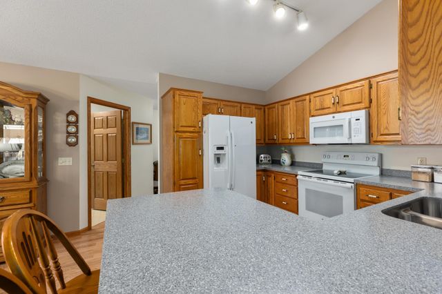 2508 Woodridge Lane, Brainerd, MN 56401