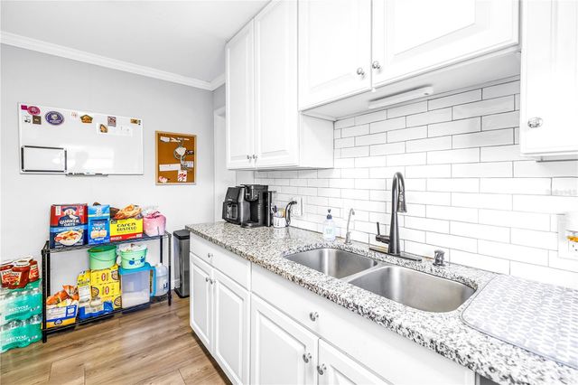 3012 17TH STREET E, Bradenton, FL 34208