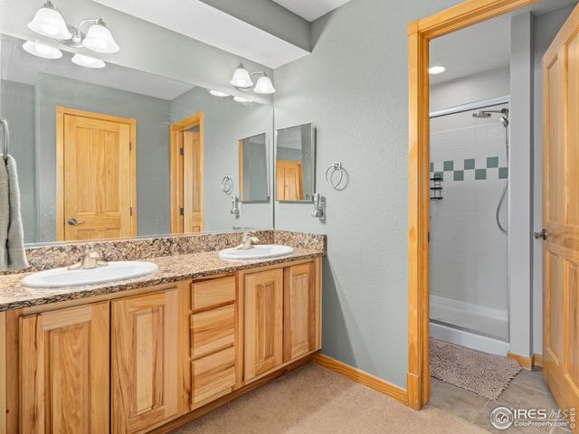 880 Crabapple Ln, Estes Park, CO 80517