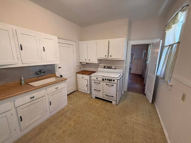 1547 FOREST AVE, Memphis, TN 38112