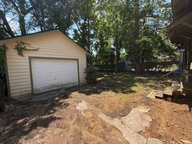 1547 FOREST AVE, Memphis, TN 38112