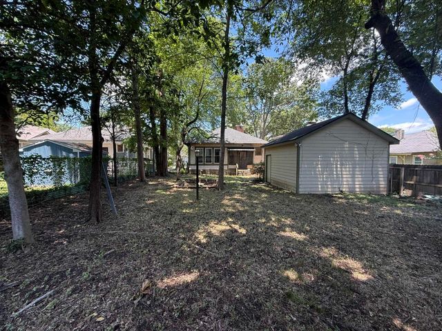 1547 FOREST AVE, Memphis, TN 38112