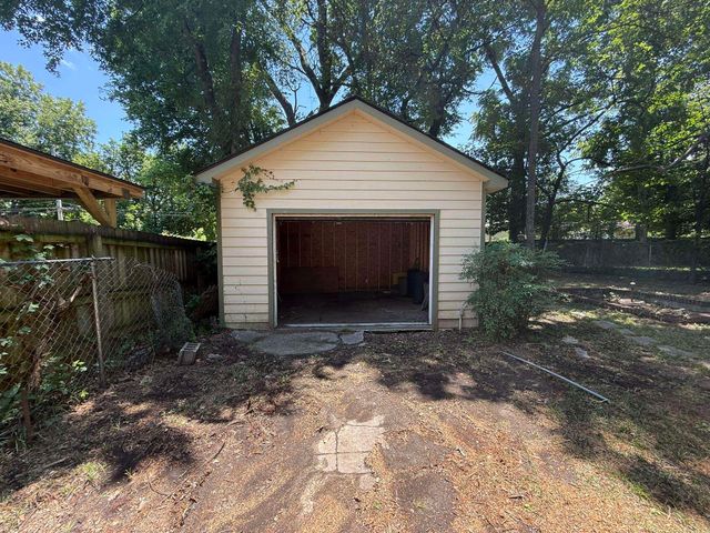 1547 FOREST AVE, Memphis, TN 38112