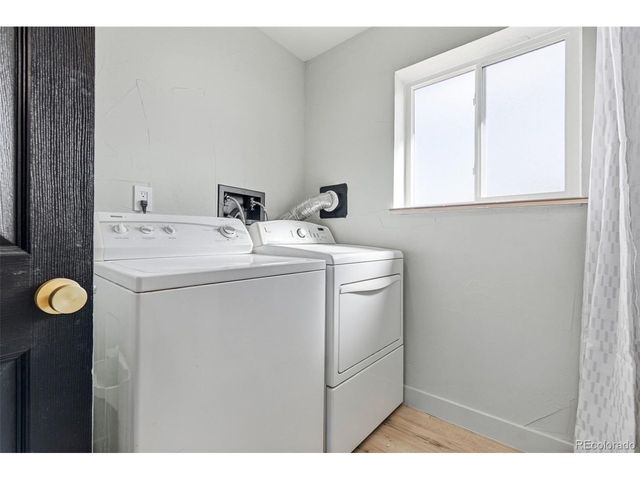 8671 W Stanford Ave, Littleton, CO 80123