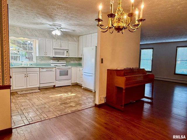 1400 CATHERINE Street, Metropolis, IL 62960