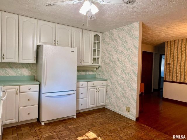 1400 CATHERINE Street, Metropolis, IL 62960