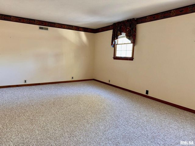 1400 CATHERINE Street, Metropolis, IL 62960