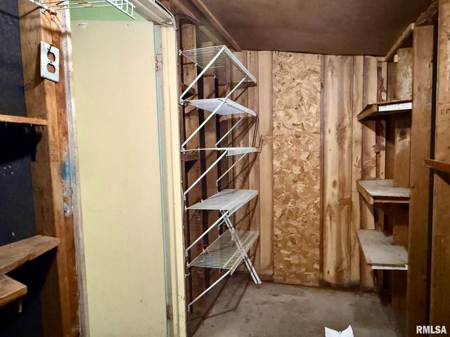 1400 CATHERINE Street, Metropolis, IL 62960