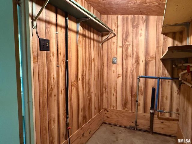 1400 CATHERINE Street, Metropolis, IL 62960