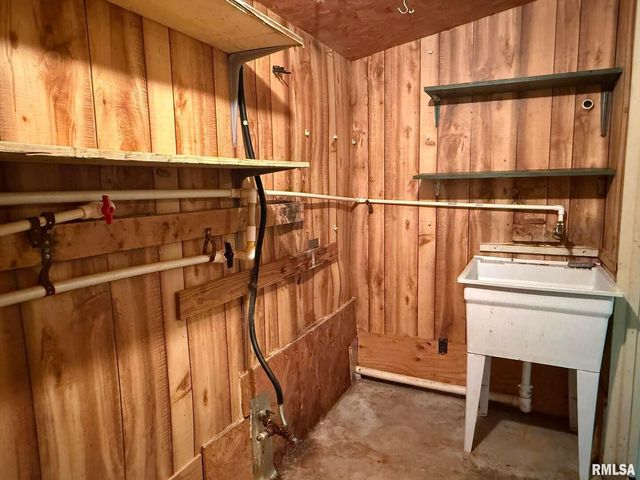 1400 CATHERINE Street, Metropolis, IL 62960