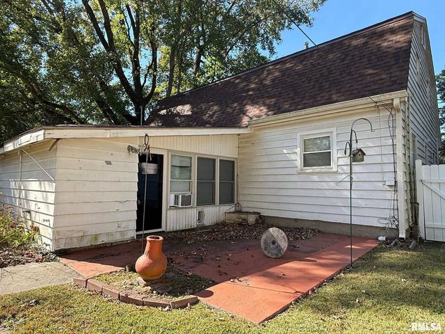 1400 CATHERINE Street, Metropolis, IL 62960