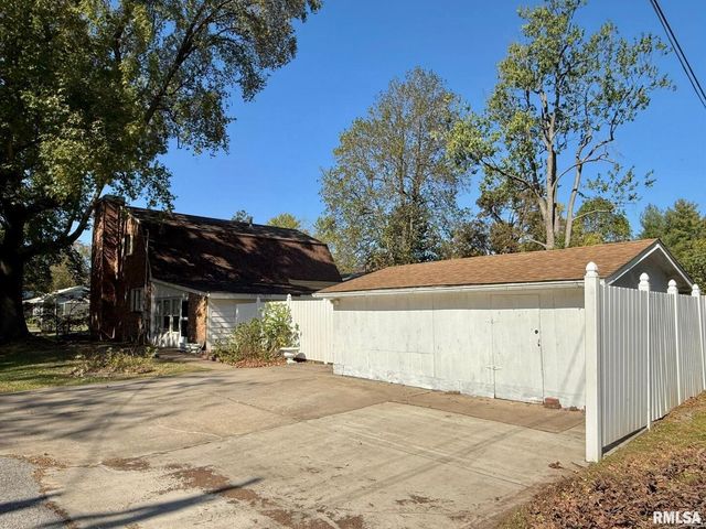 1400 CATHERINE Street, Metropolis, IL 62960