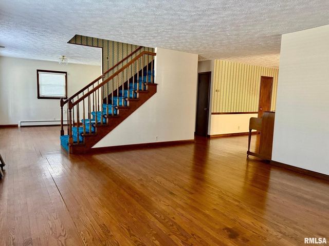 1400 CATHERINE Street, Metropolis, IL 62960