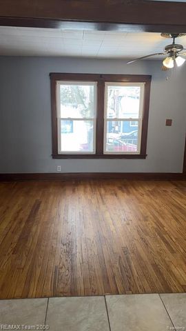 1576 Morris Avenue, Lincoln Park, MI 48146