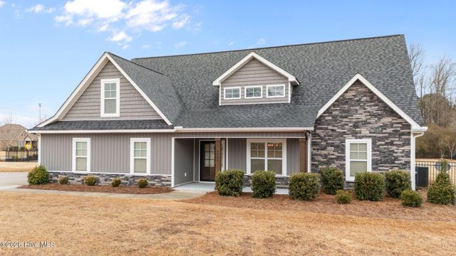 2909 Avon Road, Greenville, NC 27858