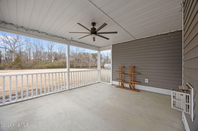 2909 Avon Road, Greenville, NC 27858